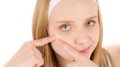 Sivilce Nasıl Sıkılır